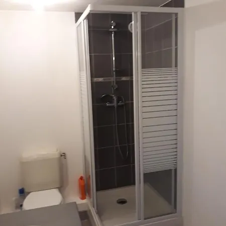 Mitoyen A Notre Maison Avec Espace Vert Brives-Charensac
